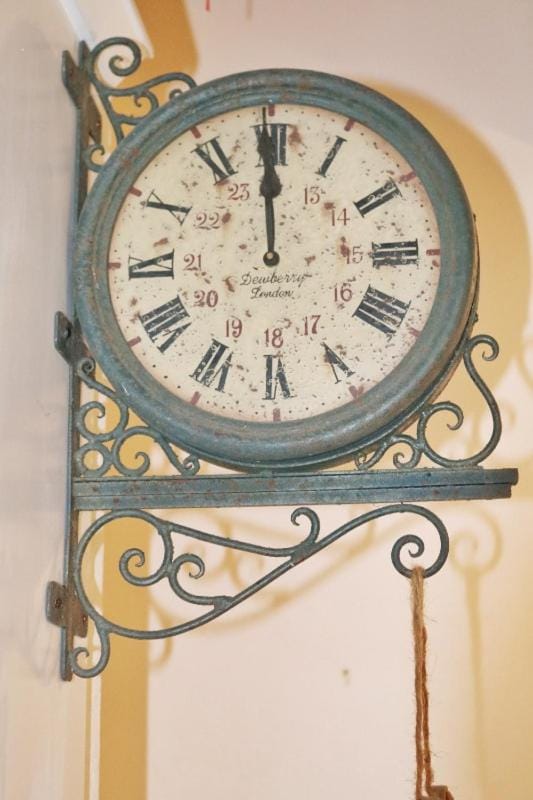 Decorative detail