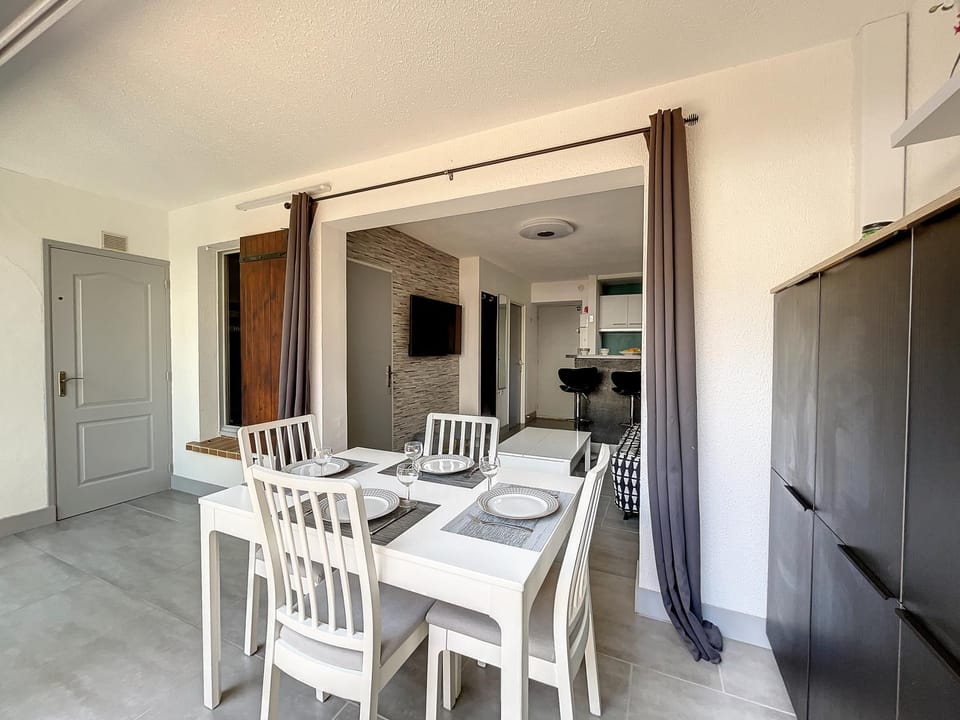Appartement rénové tout confort avec piscine Apartment in Agde