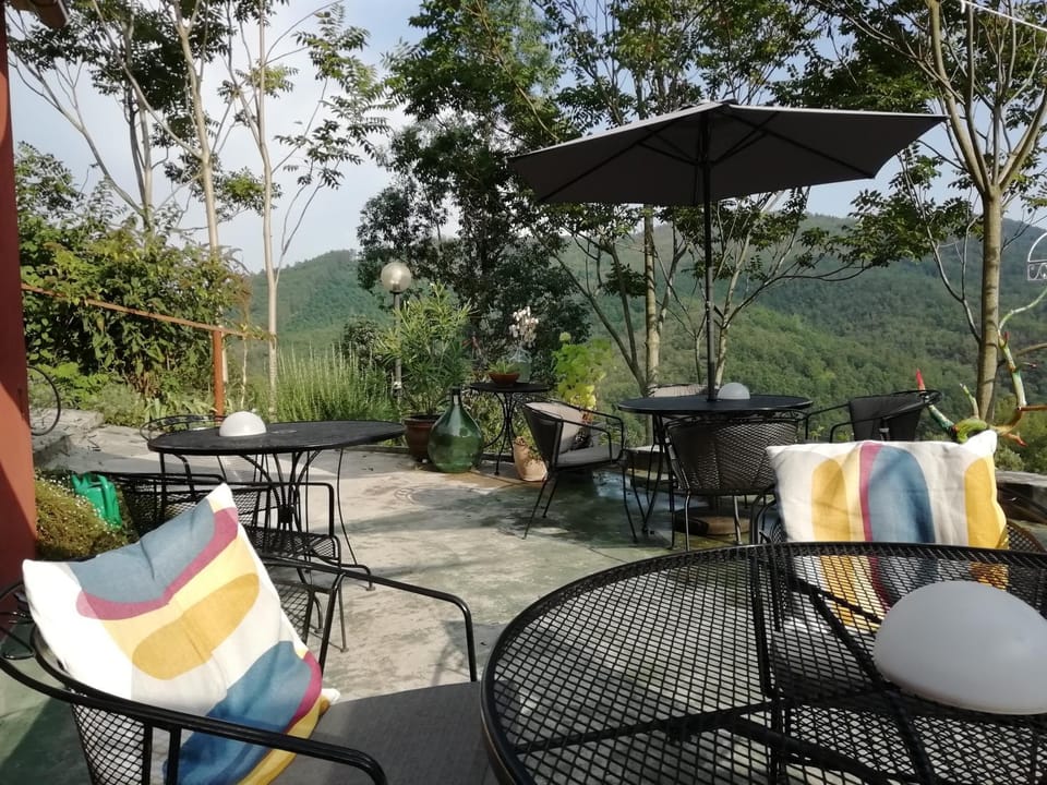 Lounge or bar
