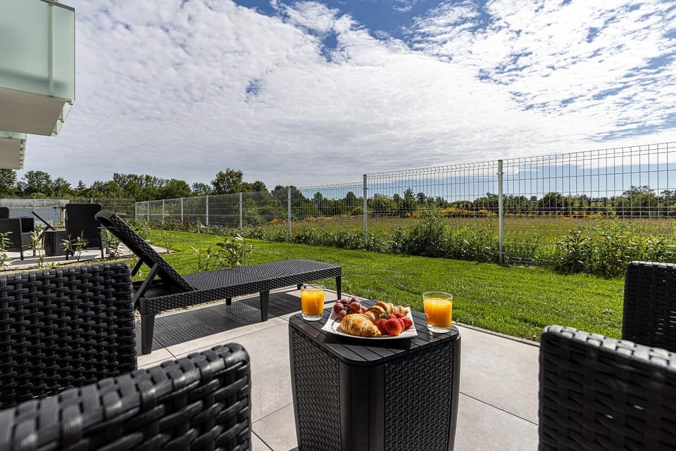 Property building, Balcony/Terrace