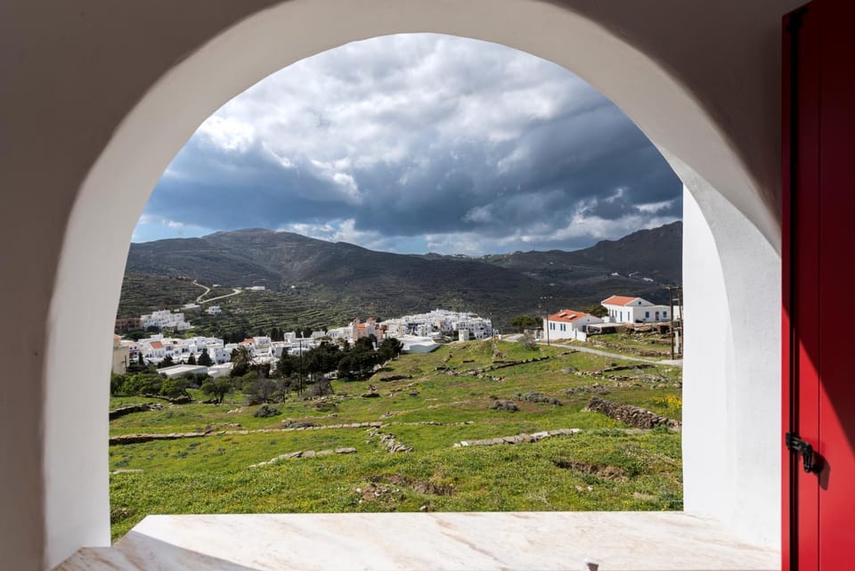 Balcony/Terrace, City view, Garden view, Mountain view