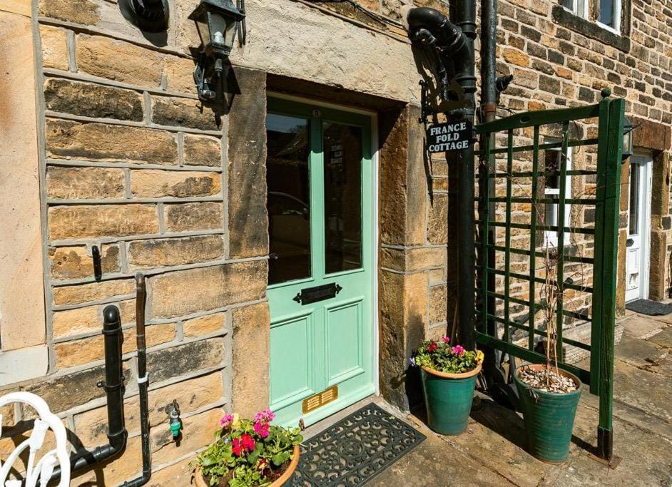 Patio, Facade/entrance