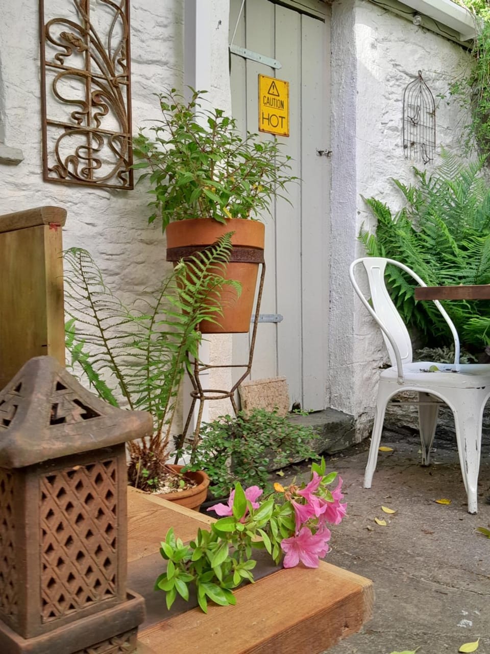 The Artist's Retreat Apartment in West Devon District