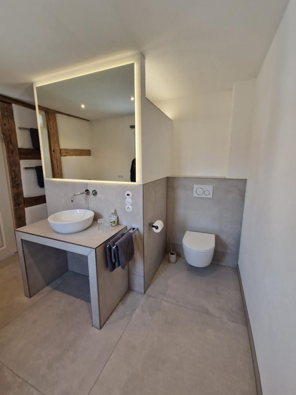 Toilet, Bathroom
