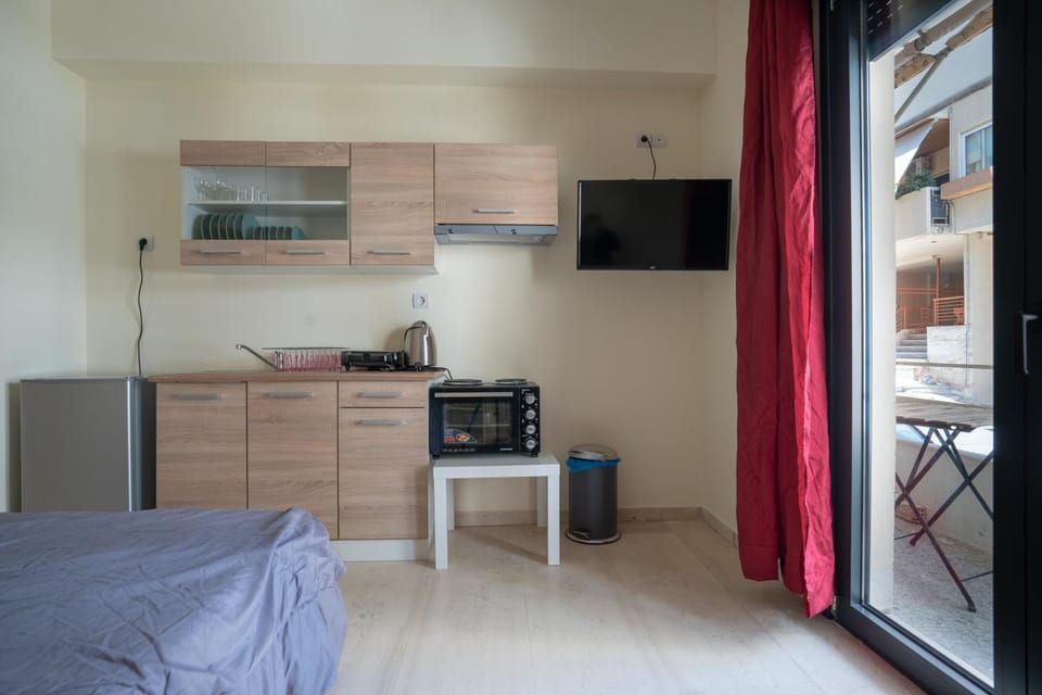 TV and multimedia, Kitchen or kitchenette