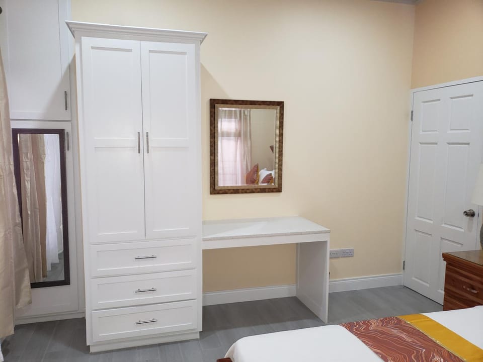 JemmRose Suites Apartment in Caribbean