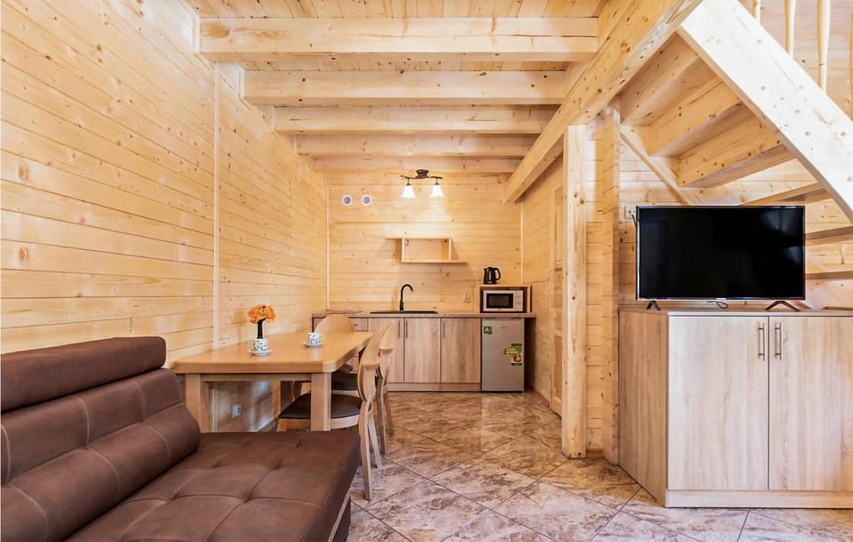 Beach Front Home In Pobierowo With Wifi House in West Pomeranian Voivodeship, Poland