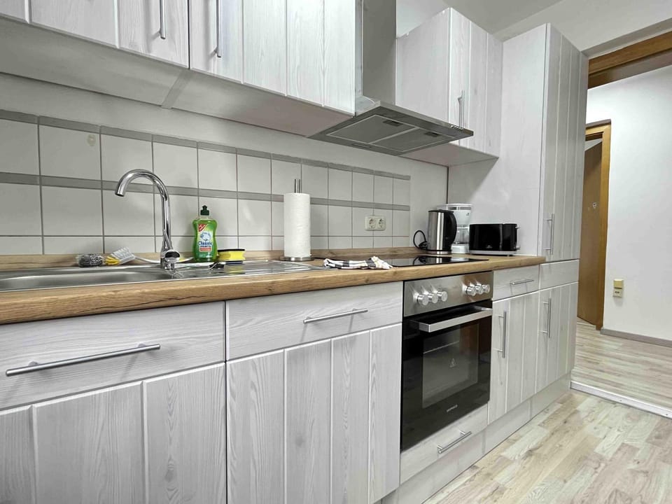 Kitchen or kitchenette, dishwasher, pet friendly, stove