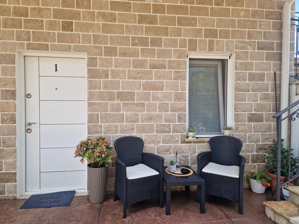 La Mer Apartments Kotor Apartment in Kotor Municipality