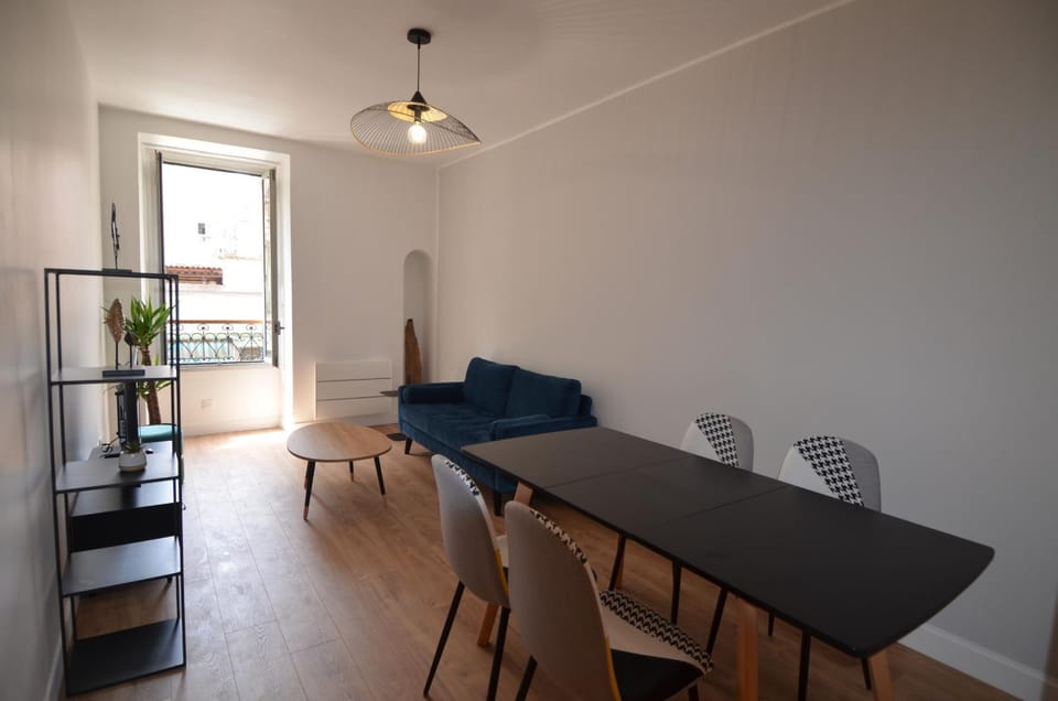 NAPOLEON - Superbe appartement 2 chambres au cœur du Port de Nice Apartment in Nice