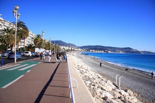Appartement Nice à proximité de la plage Apartment in Nice