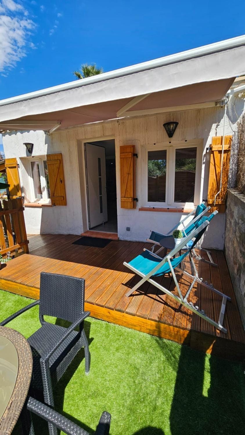 Patio, Garden, Garden view