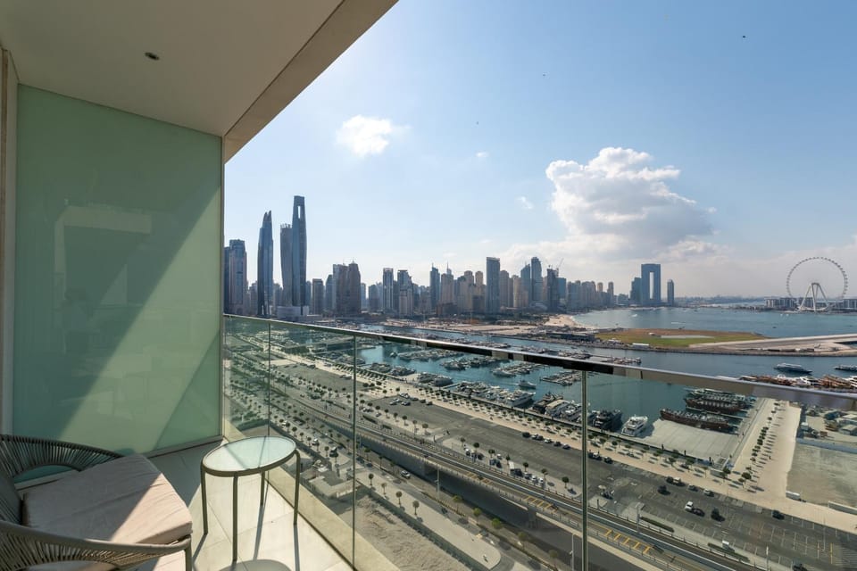 Sunrise Bay, Emaar Beachfront Dubai Harbour - Mint Stay Apartment in Dubai