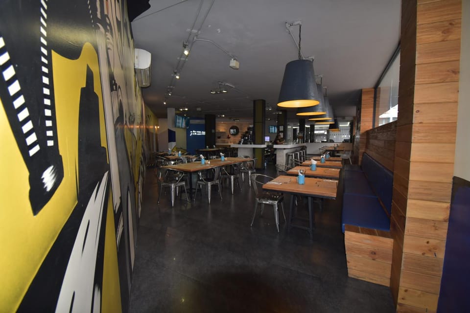 Restaurant/places to eat