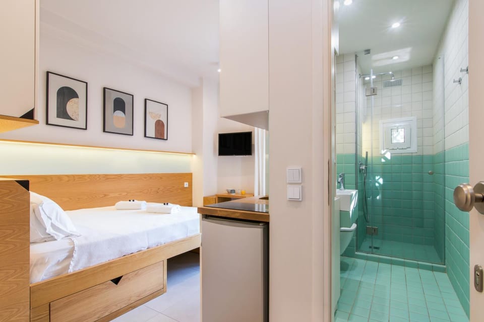 Bathroom, Photo of the whole room, Bedroom