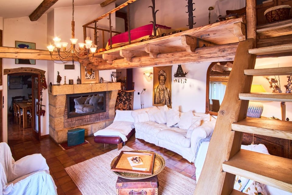 Property building, Living room
