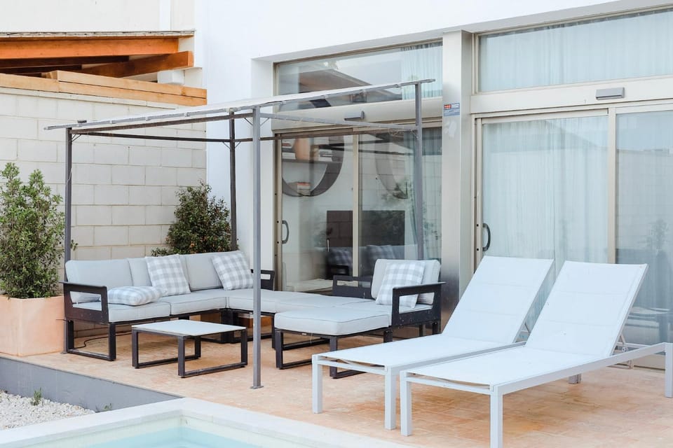 Patio, Solarium, Balcony/Terrace, Seating area