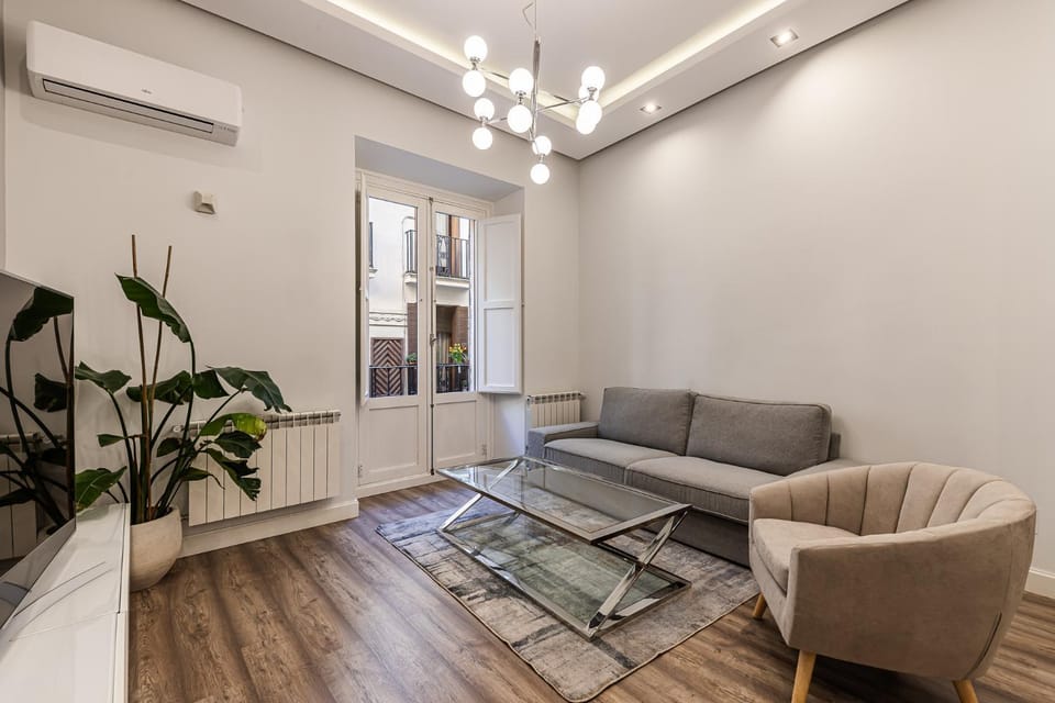 Waou La Latina III - Alquiler Corta Duración Apartment in Centro