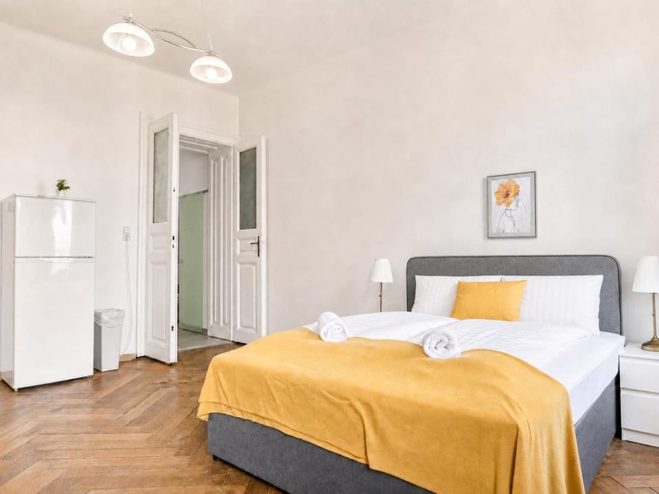 Bed, Bedroom, wardrobe
