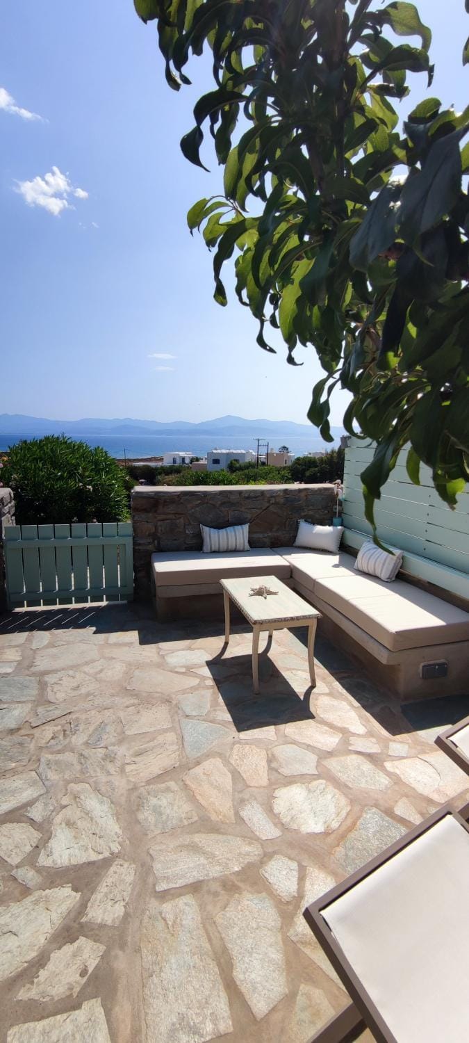 Living room, Sea view