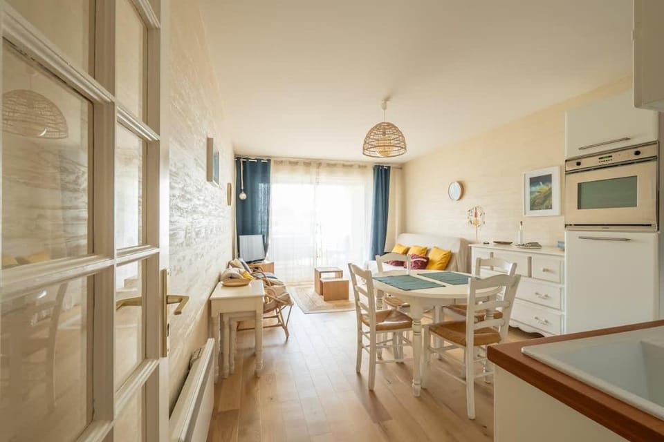 Agréable appartement et terrasse à 2 pas de la mer Apartment in Wimereux
