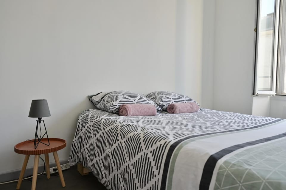 Bed, Bedroom