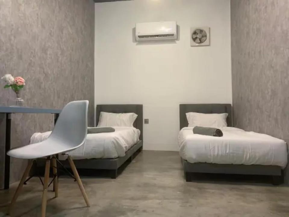 Kota Permai Free n Easy Interior Bukit Mertajam Bed and Breakfast in Penang