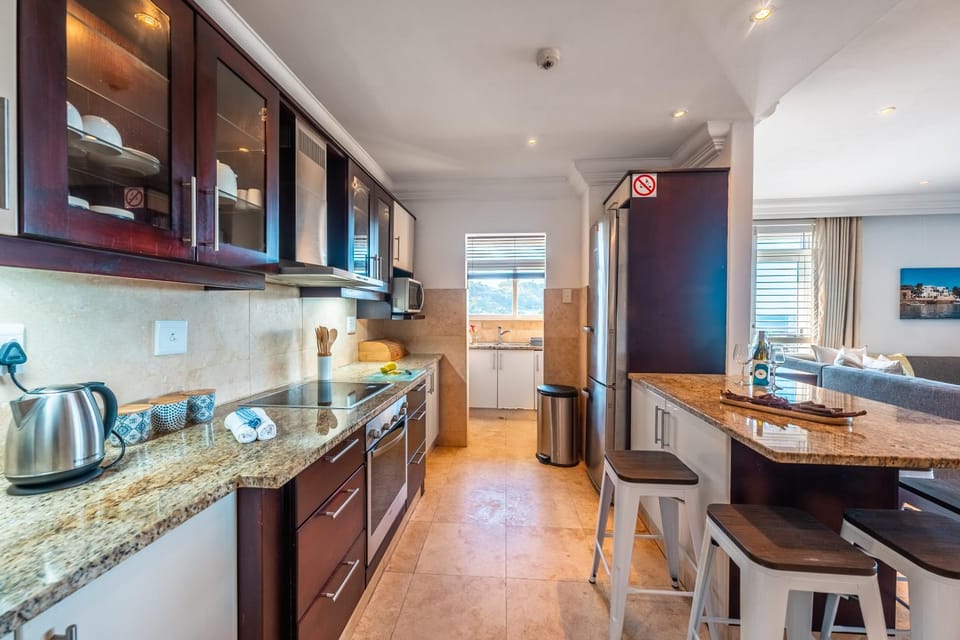 301 Ballito Manor View- Pozzie at the beach Apartment in Dolphin Coast