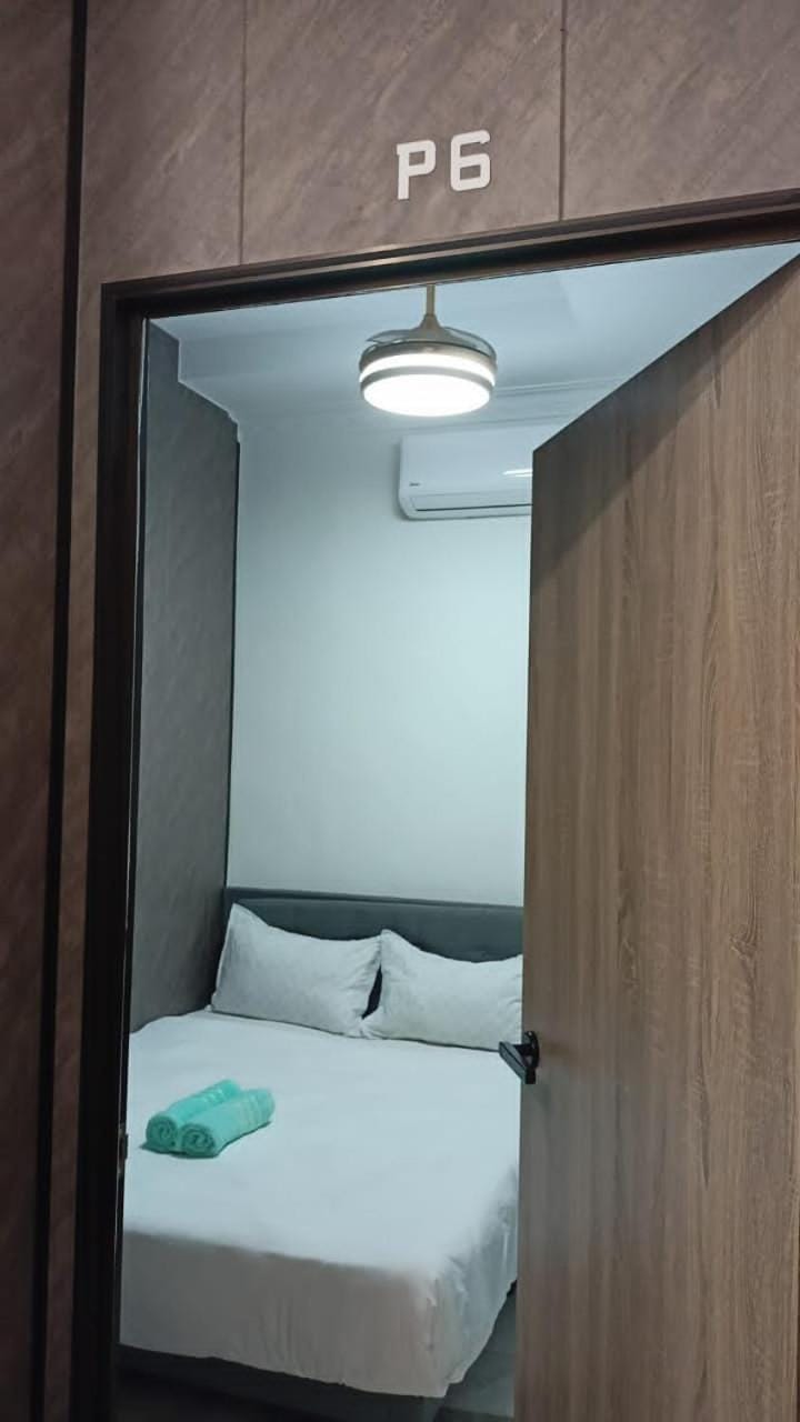 Queen Room Bukit Mertajam Alma Impian Bed and Breakfast in Penang