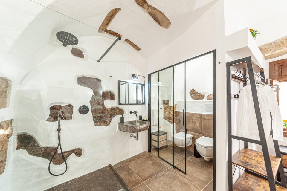 ROMANTIC LOFT WITH JACUZZI IN THE CASTLE Apartment in Castelsardo