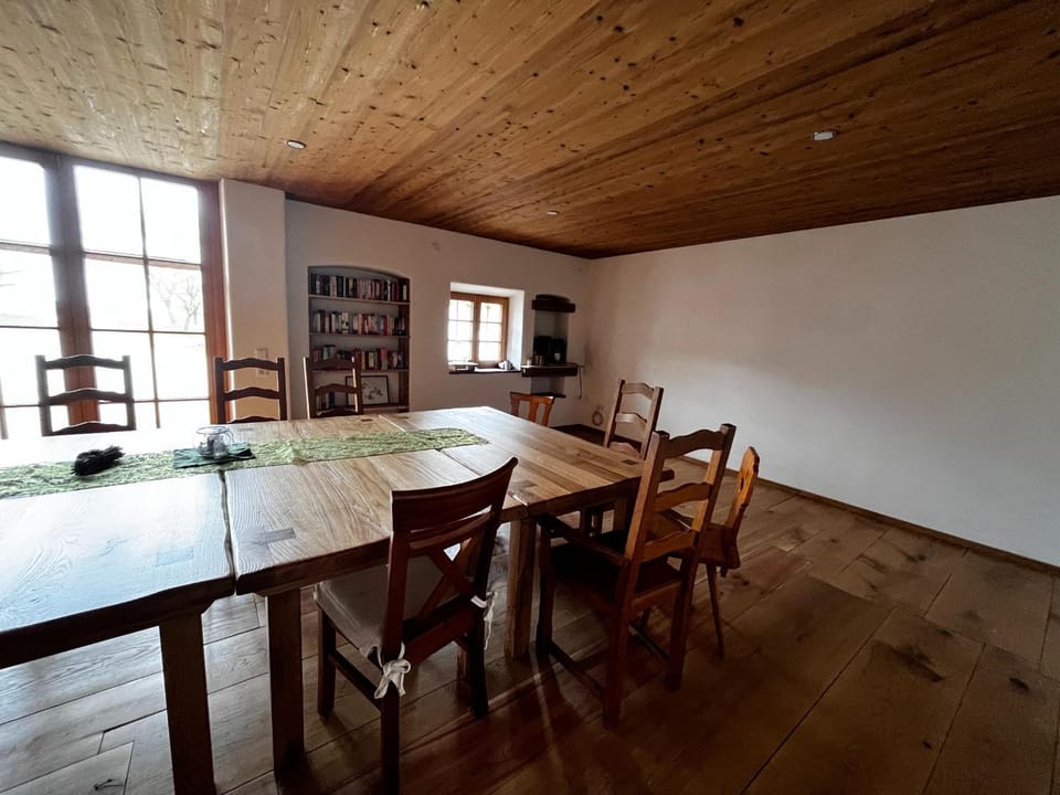 Communal lounge/ TV room, Game Room
