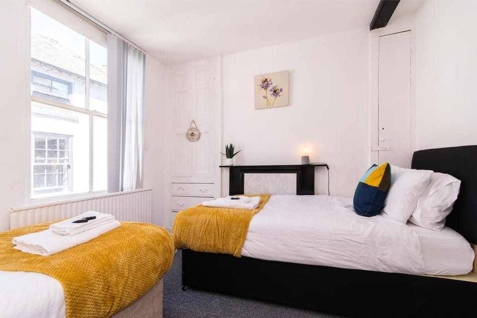 2Bed Contractor Flat - East Midlands Airport - Castle Donington central Apartment in South Derbyshire District
