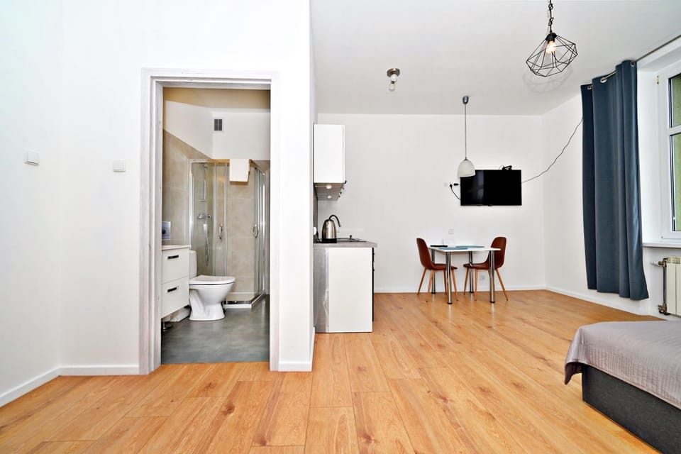 Toilet, Bathroom, Living room