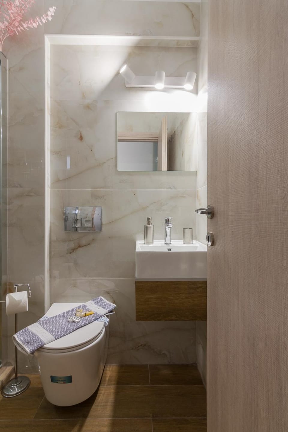 Toilet, Bathroom