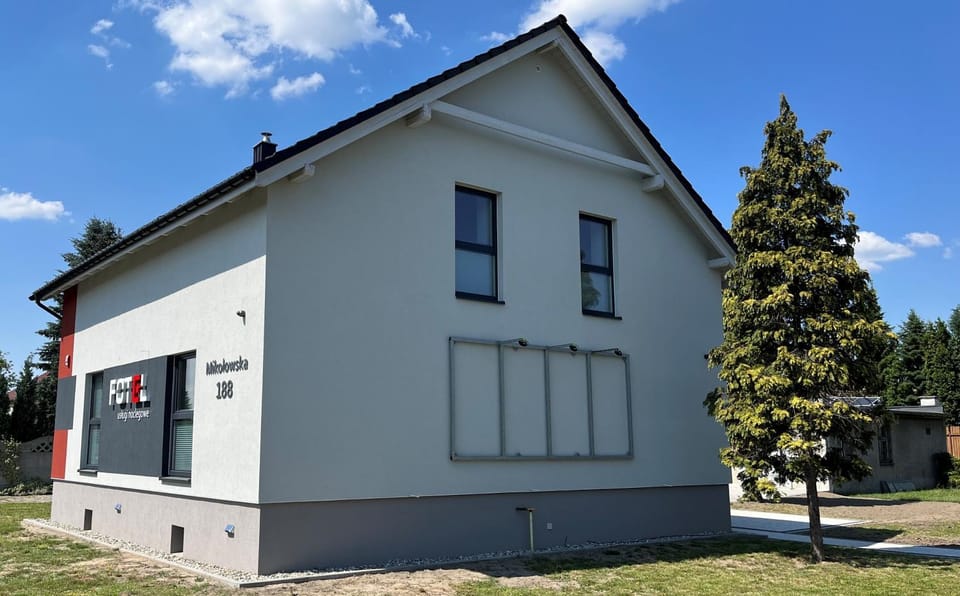 Property building, Facade/entrance