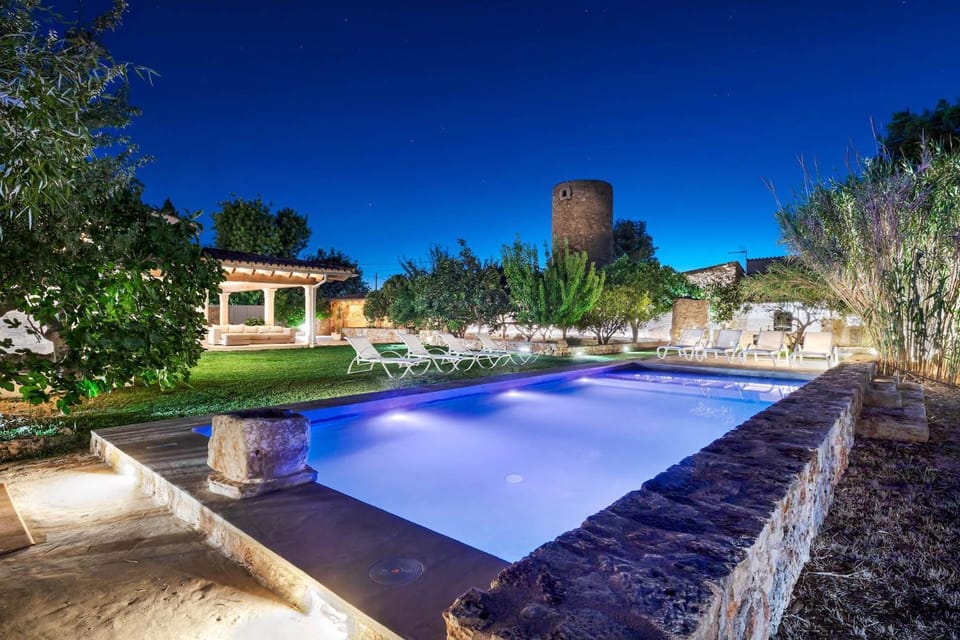 Property building, Swimming pool
