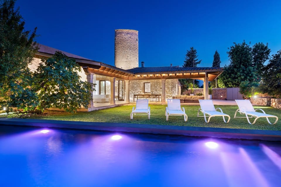 Property building, Swimming pool