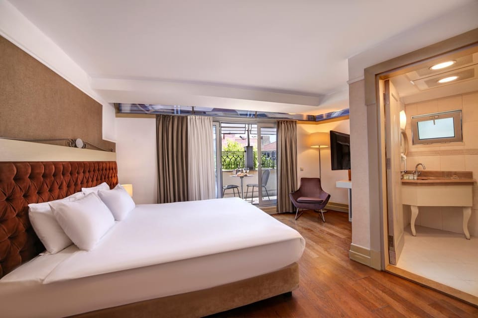 Massage, Bedroom