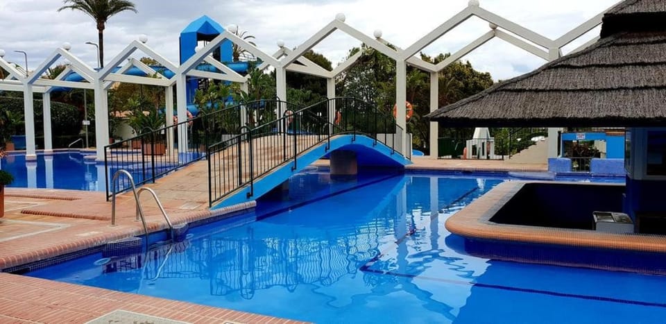 Pool view, Swimming pool