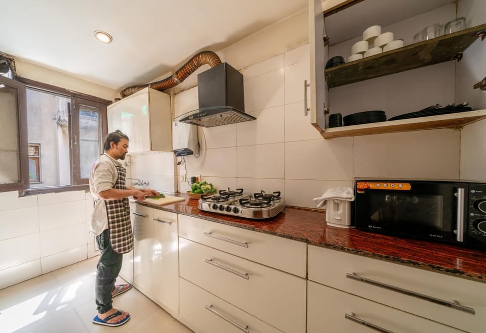People, Kitchen or kitchenette, Food, dishwasher, minibar, pet friendly, stove, toaster
