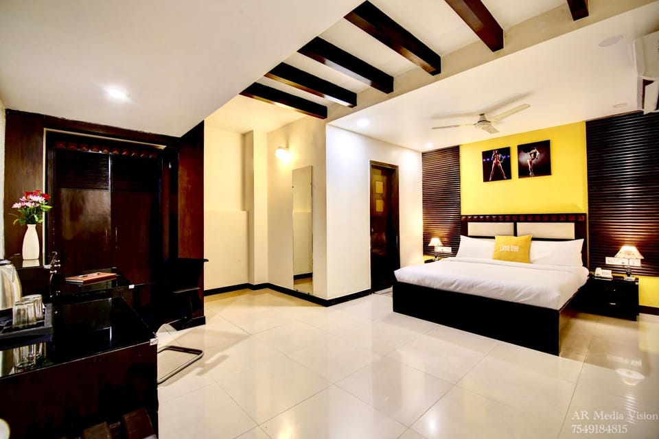 Bed, Coffee/tea facilities, Photo of the whole room, Bedroom