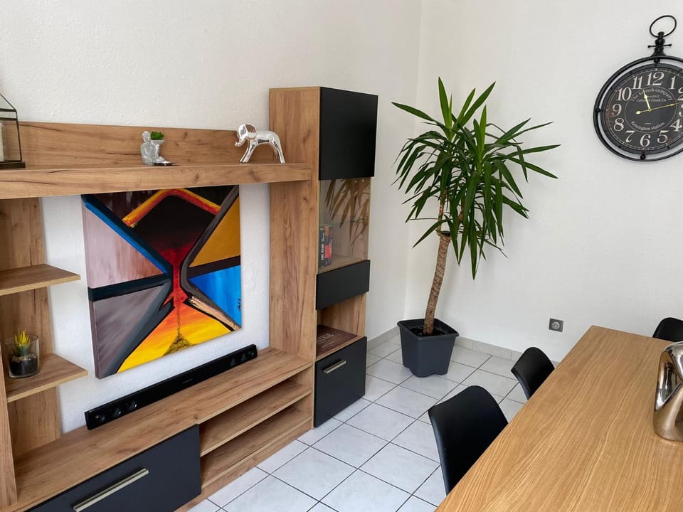 APPARTEMENT SPACIEUX Apartment in Provence-Alpes-Côte d'Azur