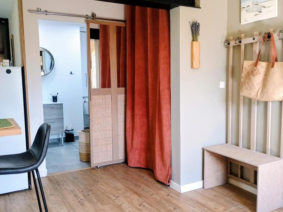 Living room, wardrobe