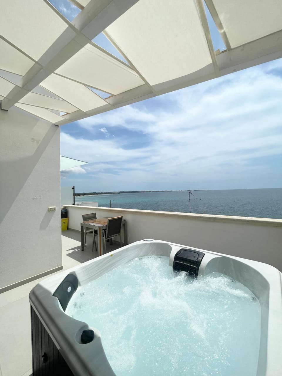 Hot Tub, Pool view, Sea view