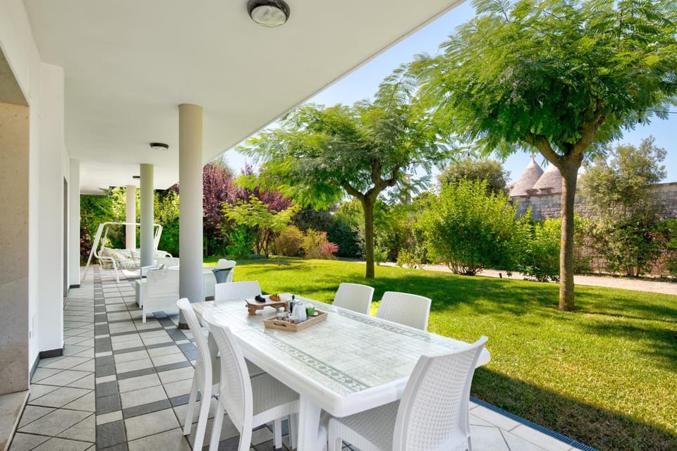 Patio, Garden view
