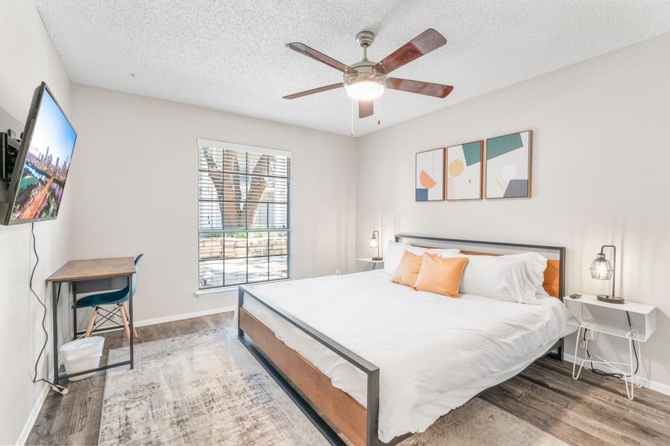 SoCo Chic Apartment Suites Close to Downtown Apartment in Austin