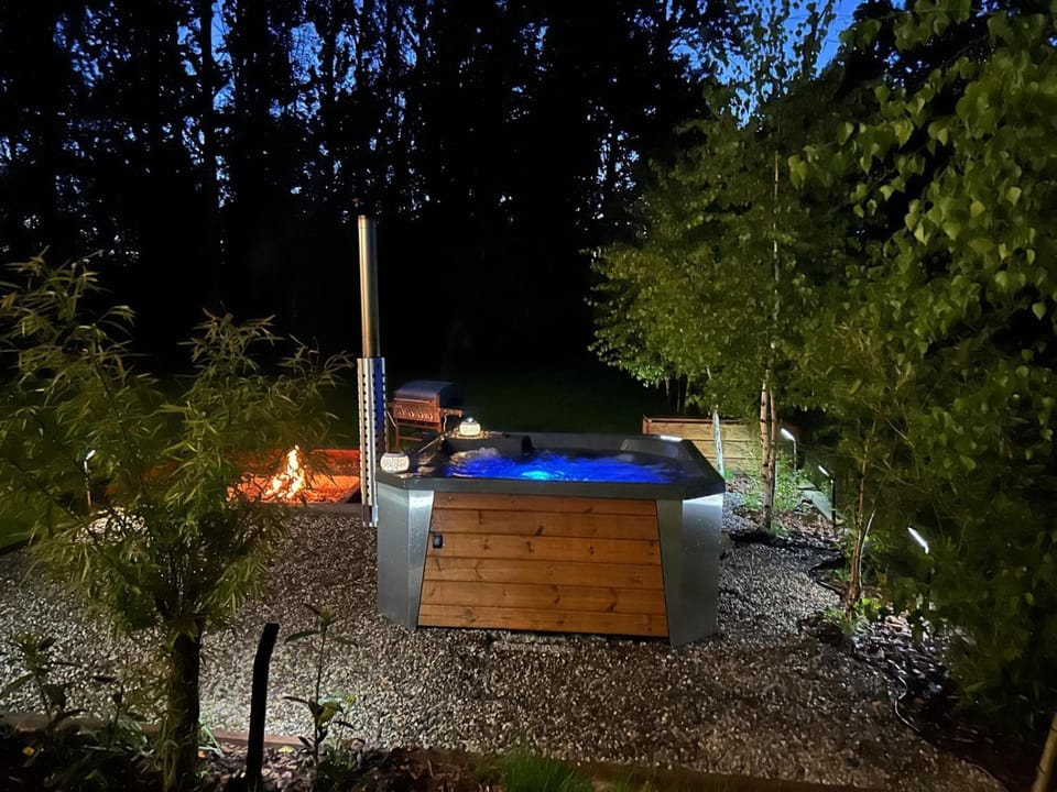 Night, Natural landscape, Garden, Hot Tub