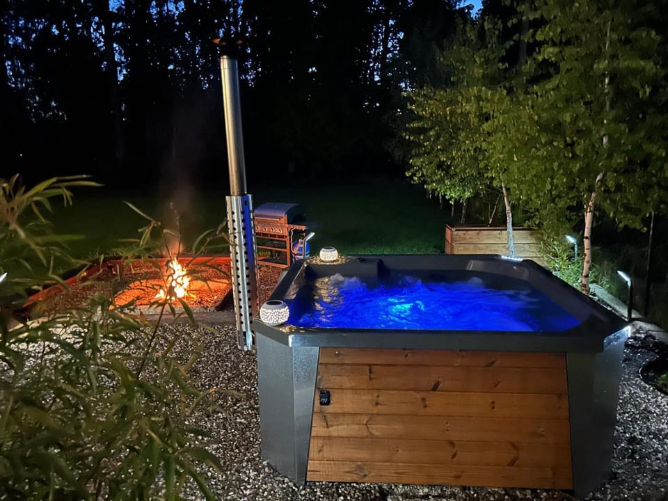 Hot Tub