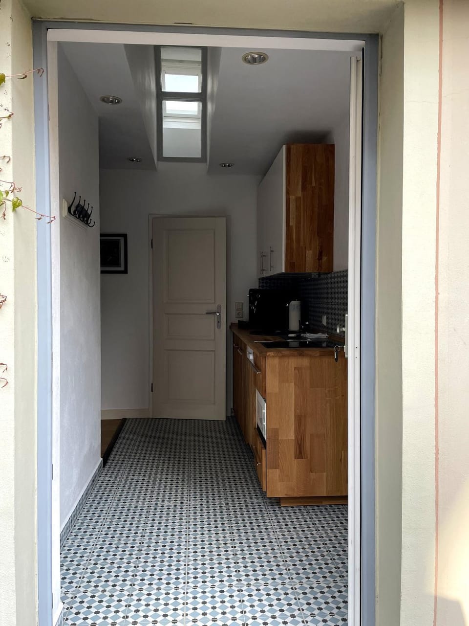 Facade/entrance, Kitchen or kitchenette