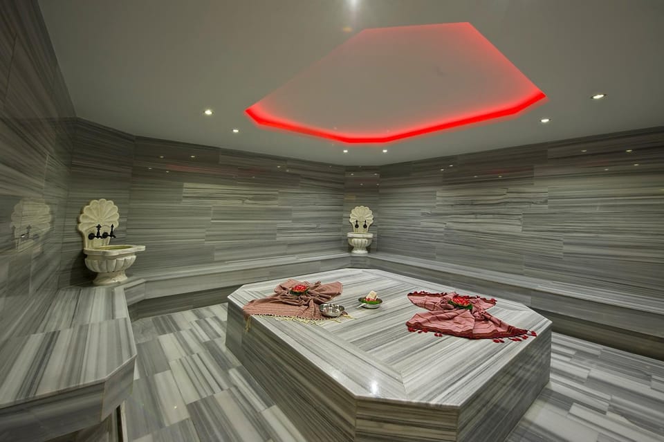Spa and wellness centre/facilities, Public Bath